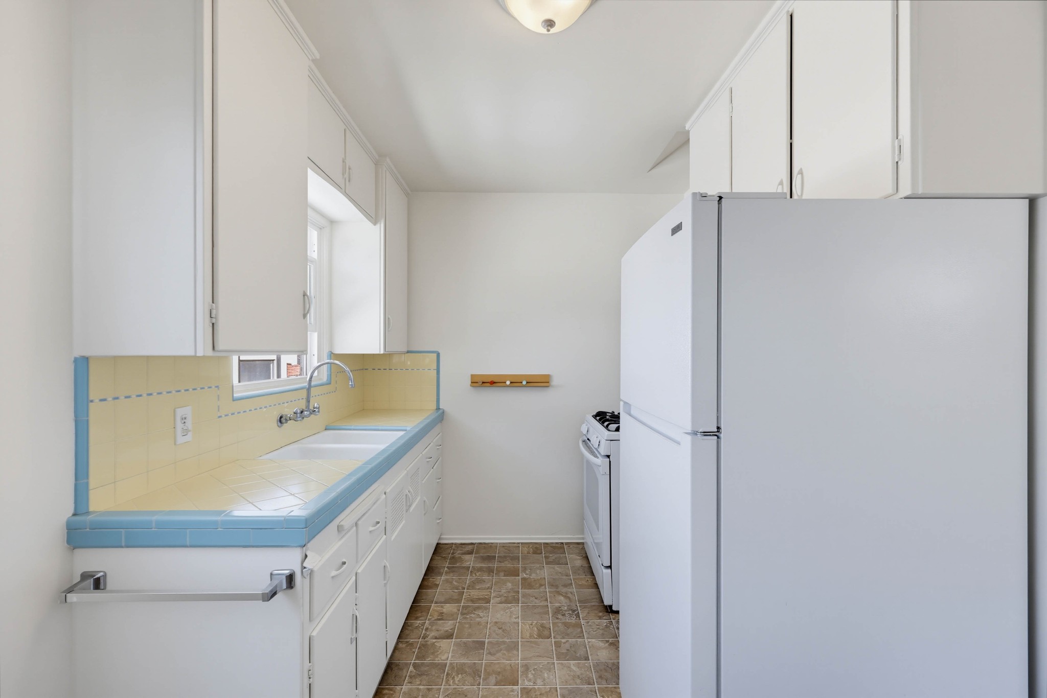 Virtual tour photo 44 of 70 for 4451 Dawson Ave
