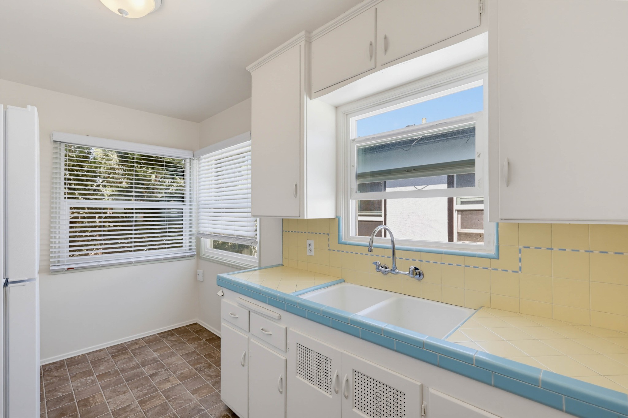 Virtual tour photo 47 of 70 for 4451 Dawson Ave