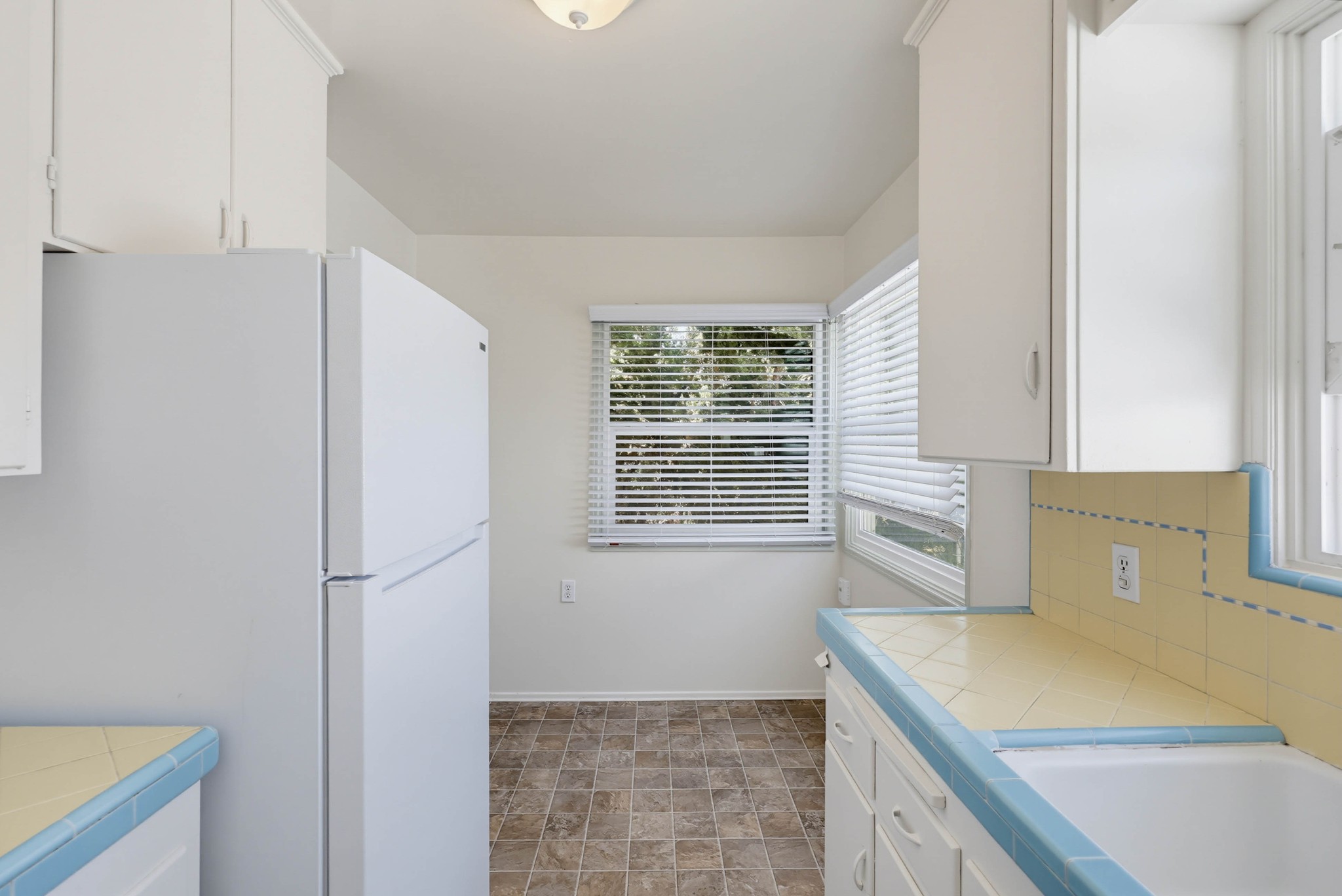 Virtual tour photo 48 of 70 for 4451 Dawson Ave