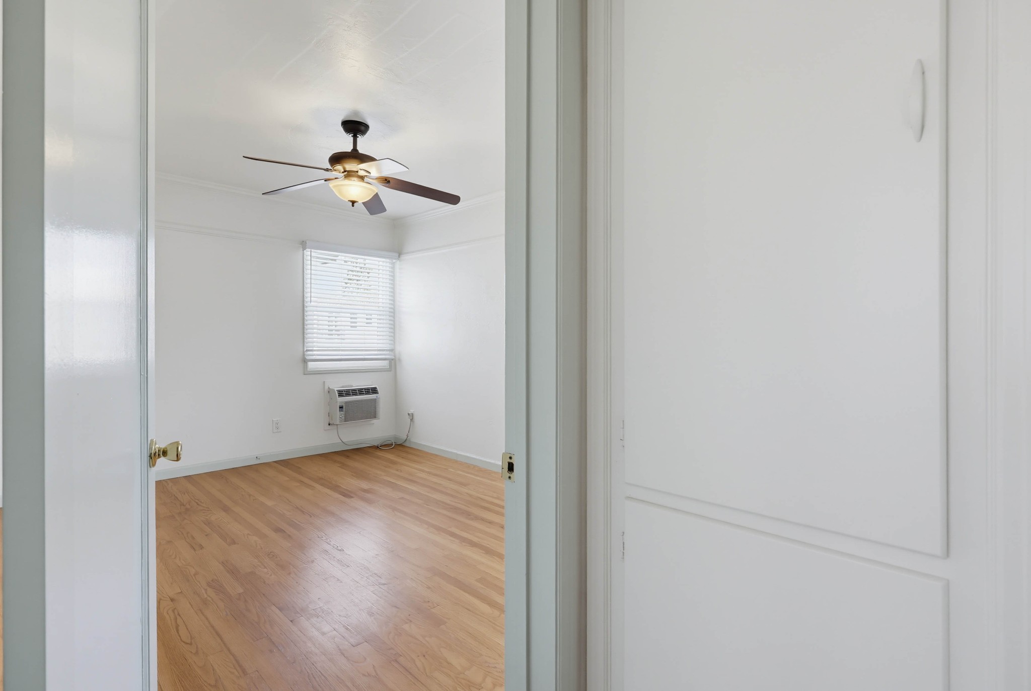 Virtual tour photo 49 of 70 for 4451 Dawson Ave