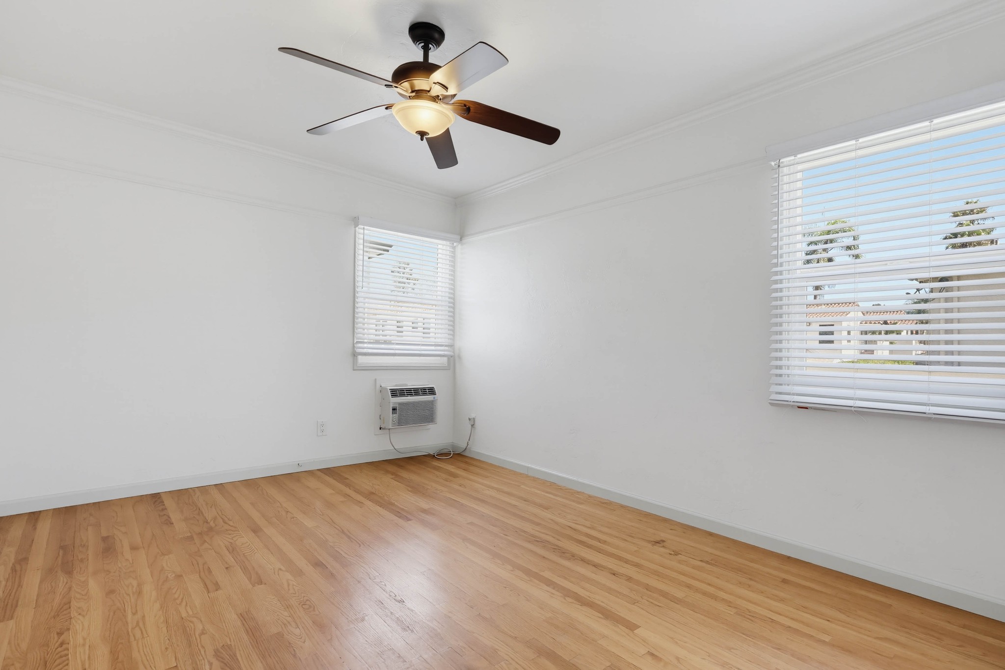 Virtual tour photo 50 of 70 for 4451 Dawson Ave