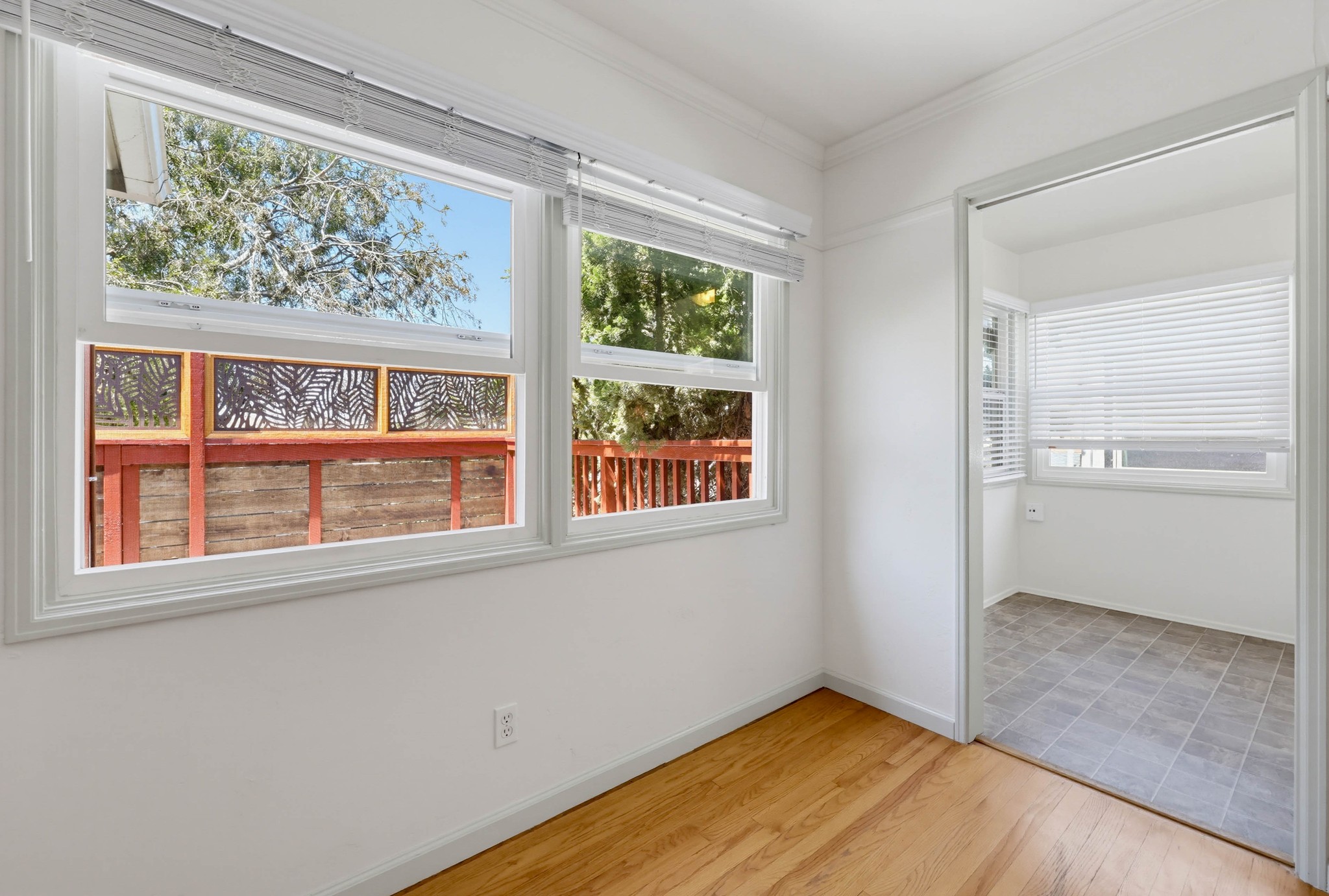 Virtual tour photo 57 of 70 for 4451 Dawson Ave