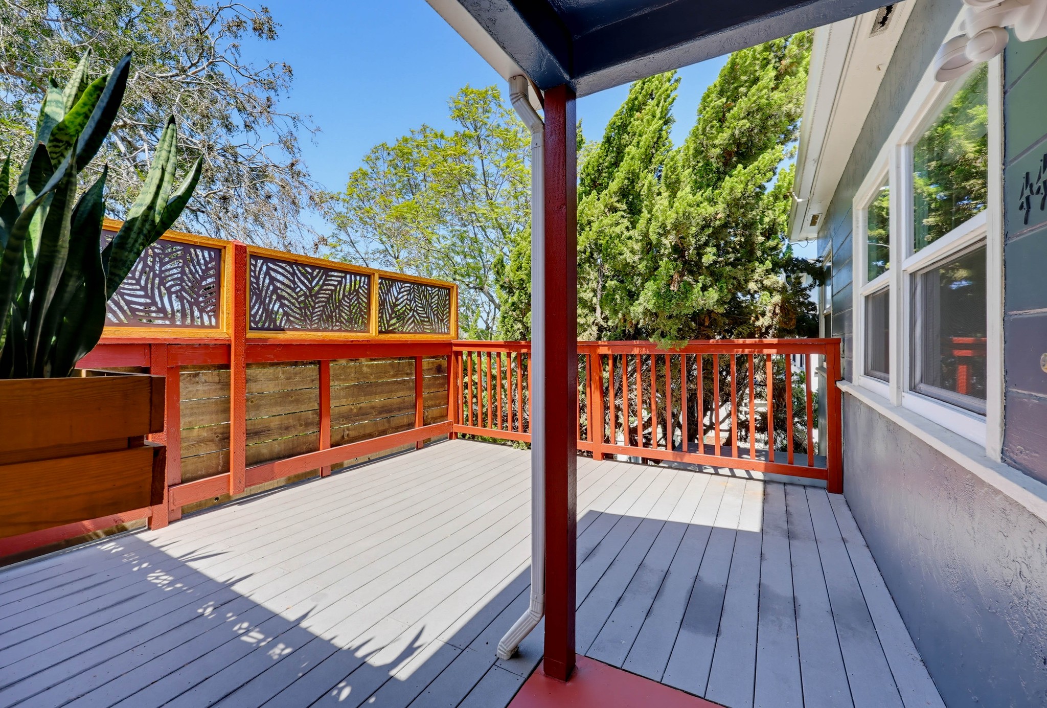 Virtual tour photo 58 of 70 for 4451 Dawson Ave