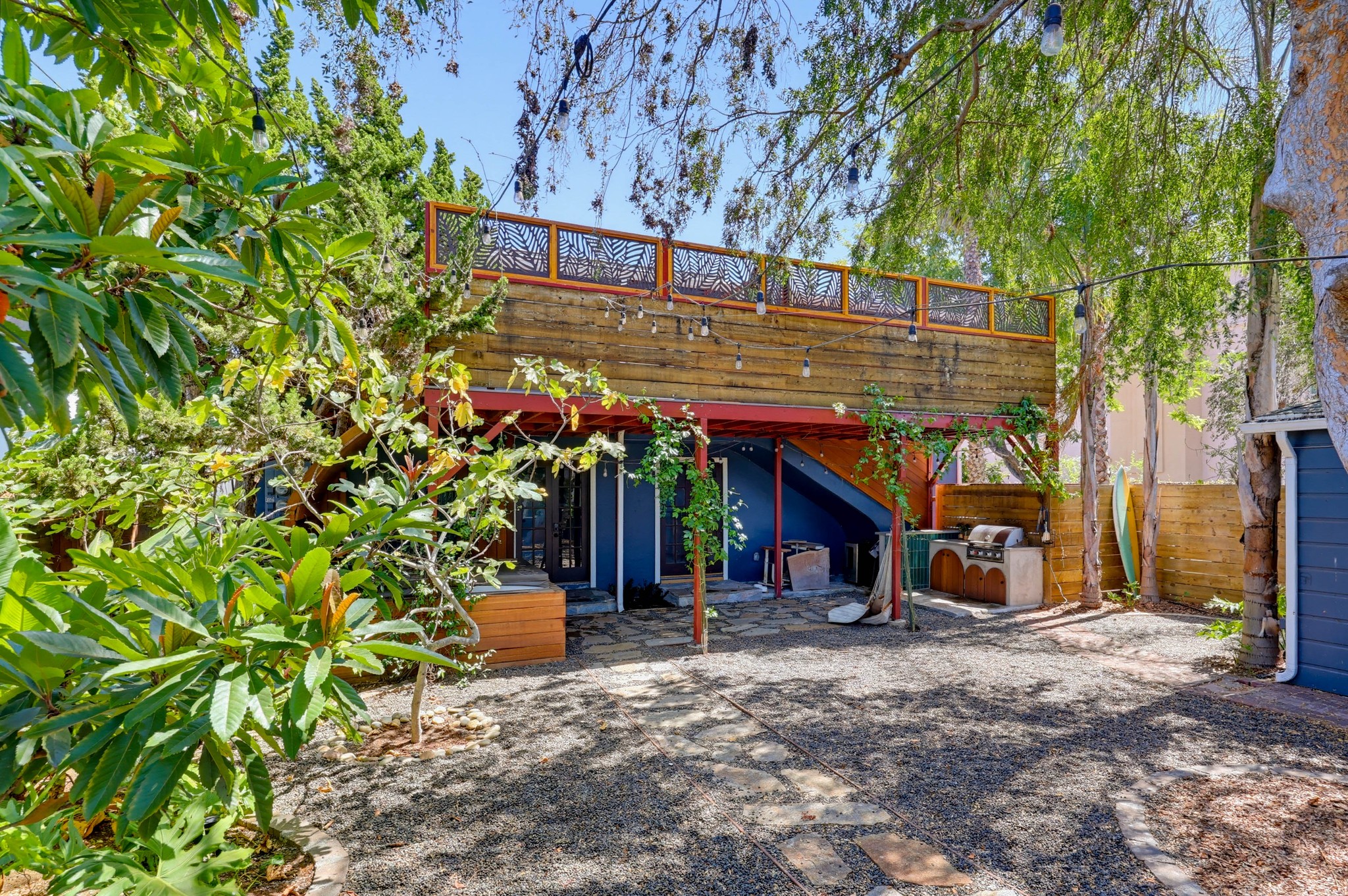 Virtual tour photo 67 of 70 for 4451 Dawson Ave