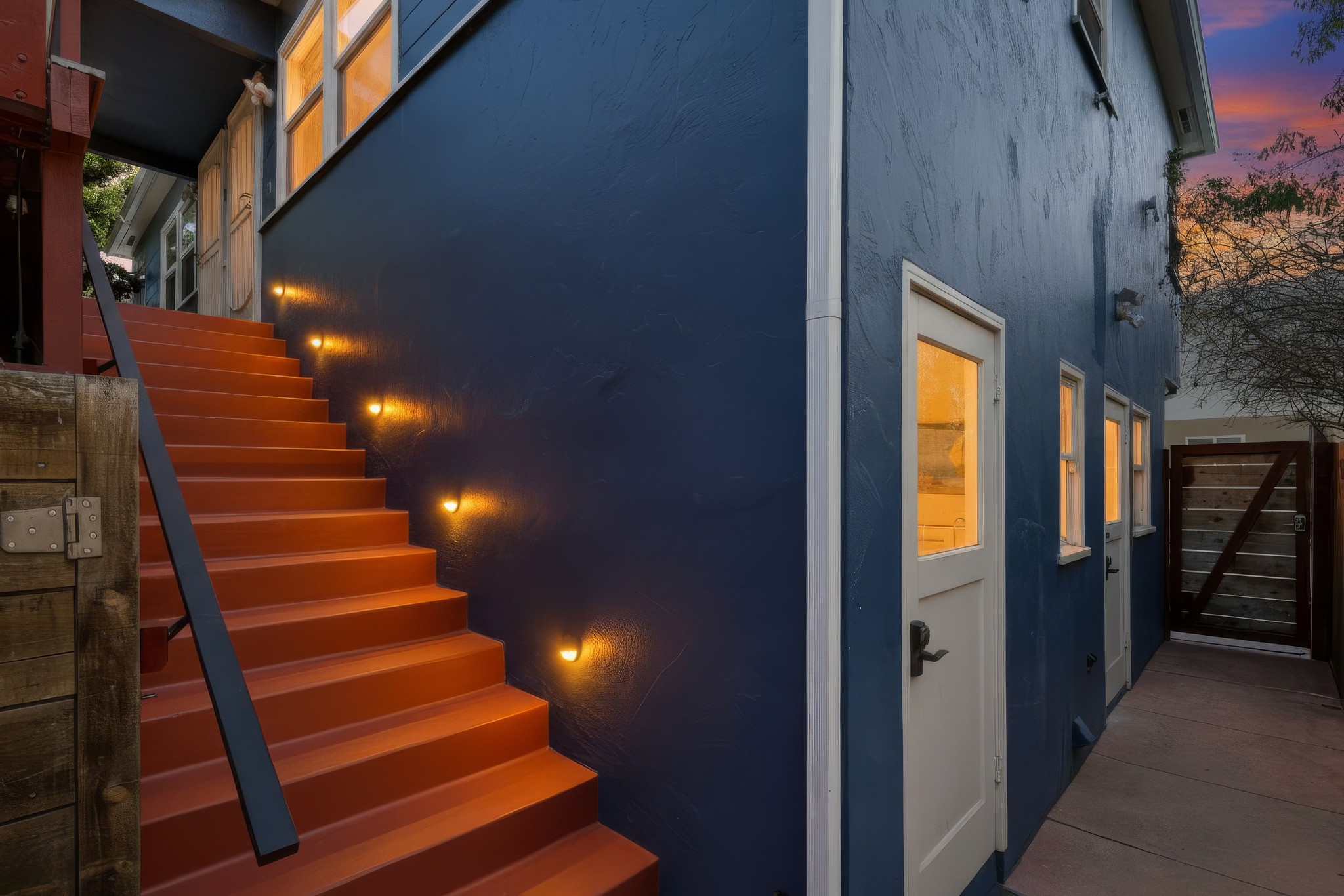Virtual tour photo 70 of 70 for 4451 Dawson Ave