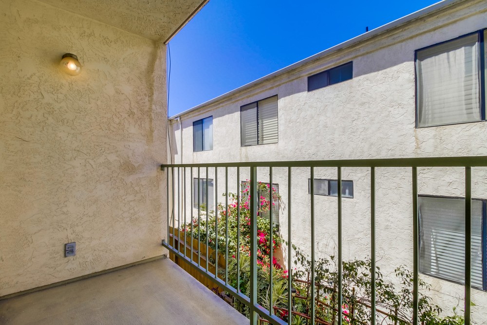 Virtual tour photo 29 of 29 for 4452 Mentone St #202