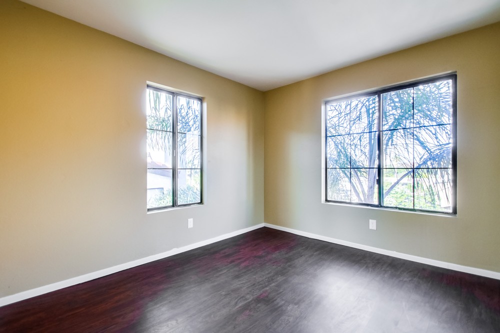 Virtual tour photo 25 of 30 for 4452 Mentone St #203