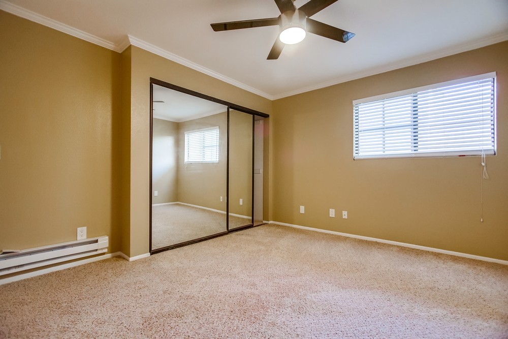 Virtual tour photo 29 of 50 for 4452 Mentone St #302