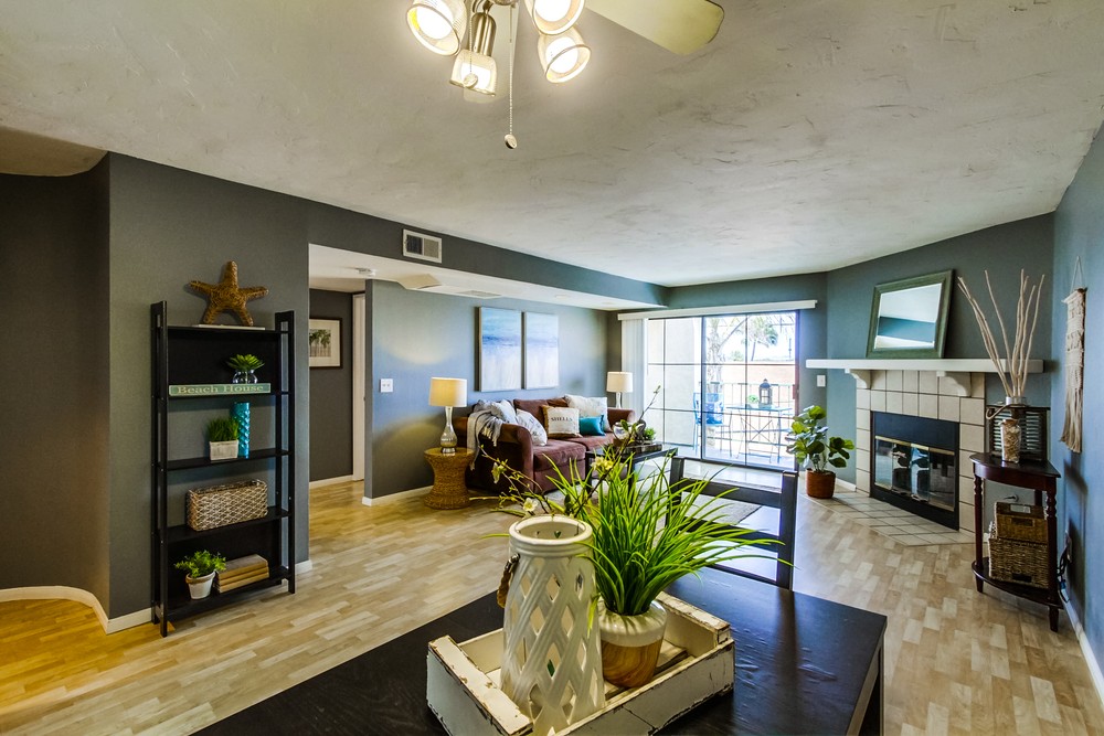 Virtual tour photo 8 of 31 for 4452 Mentone St #305