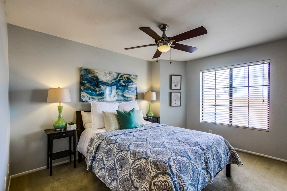 Virtual tour photo 18 of 31 for 4452 Mentone St #305