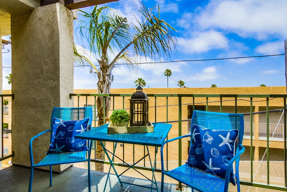 Virtual tour photo 27 of 31 for 4452 Mentone St #305