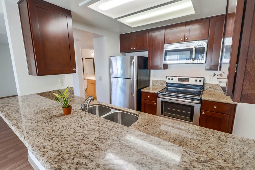 Virtual tour photo 13 of 30 for 4452 Mentone St UNIT 202