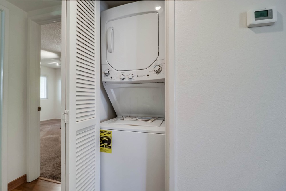 Virtual tour photo 28 of 30 for 4452 Mentone St UNIT 202