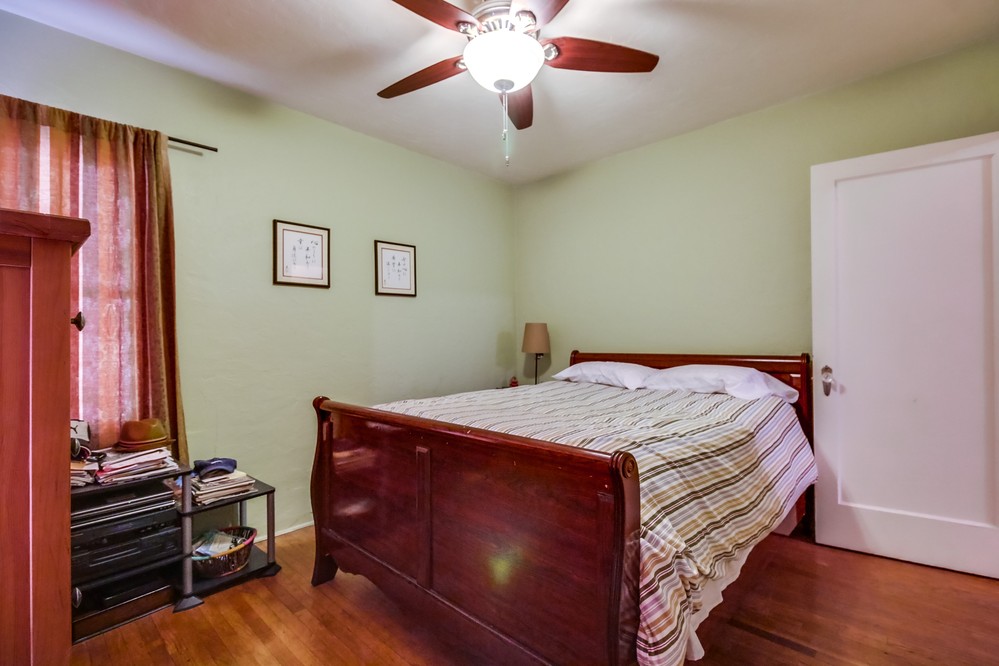 Virtual tour photo 19 of 40 for 4454 4456 Estrella Avenue