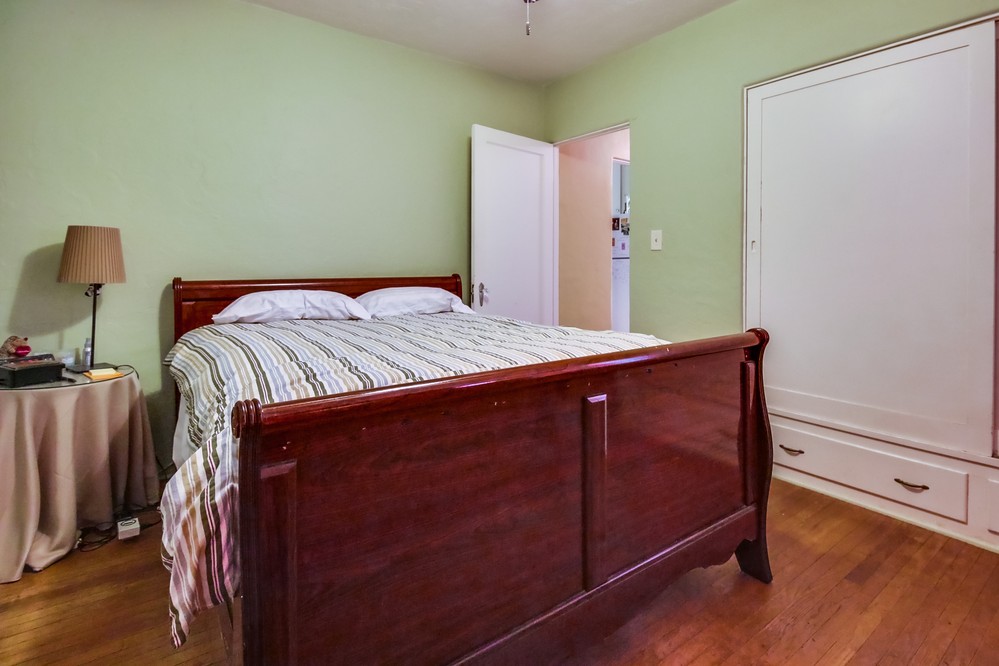 Virtual tour photo 20 of 40 for 4454 4456 Estrella Avenue
