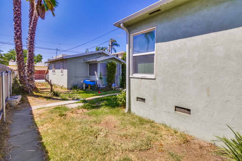 Virtual tour photo 24 of 40 for 4454 4456 Estrella Avenue