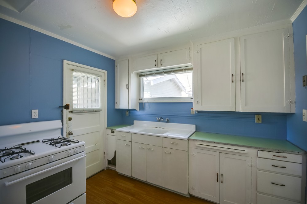 Virtual tour photo 35 of 40 for 4454 4456 Estrella Avenue