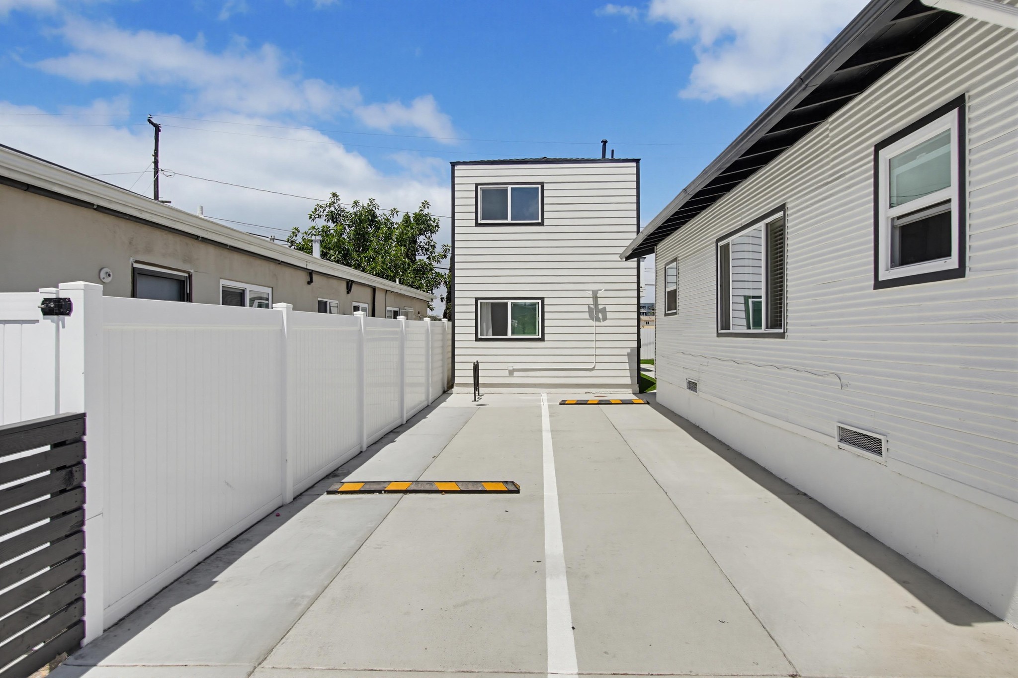 Virtual tour photo 3 of 31 for 4458 32nd St