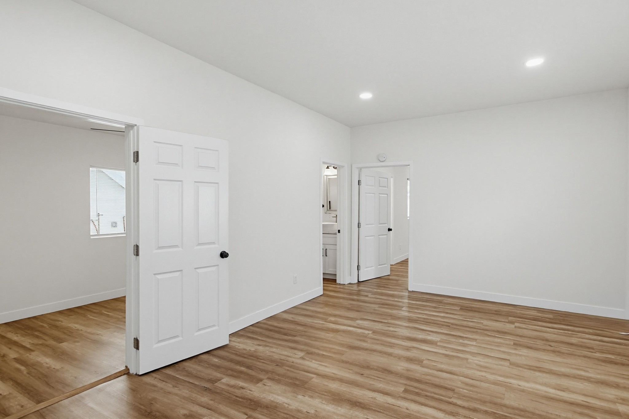 Virtual tour photo 12 of 31 for 4458 32nd St