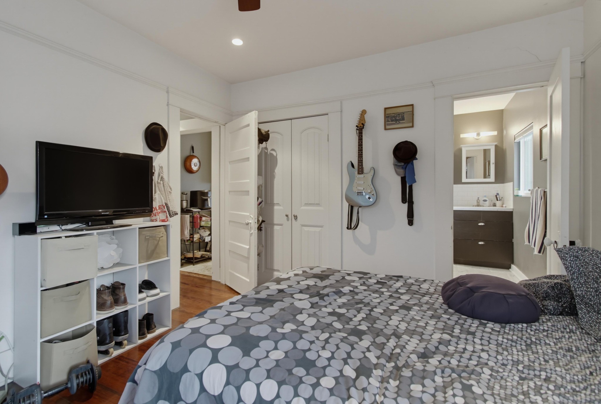 Virtual tour photo 42 of 107 for 4458 Campus Ave