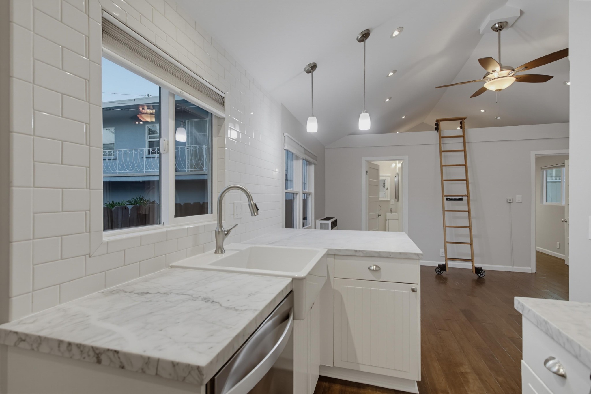 Virtual tour photo 88 of 107 for 4458 Campus Ave