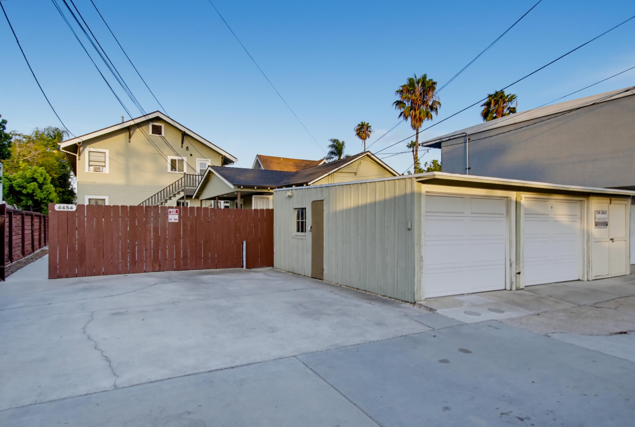 Virtual tour photo 98 of 107 for 4458 Campus Ave