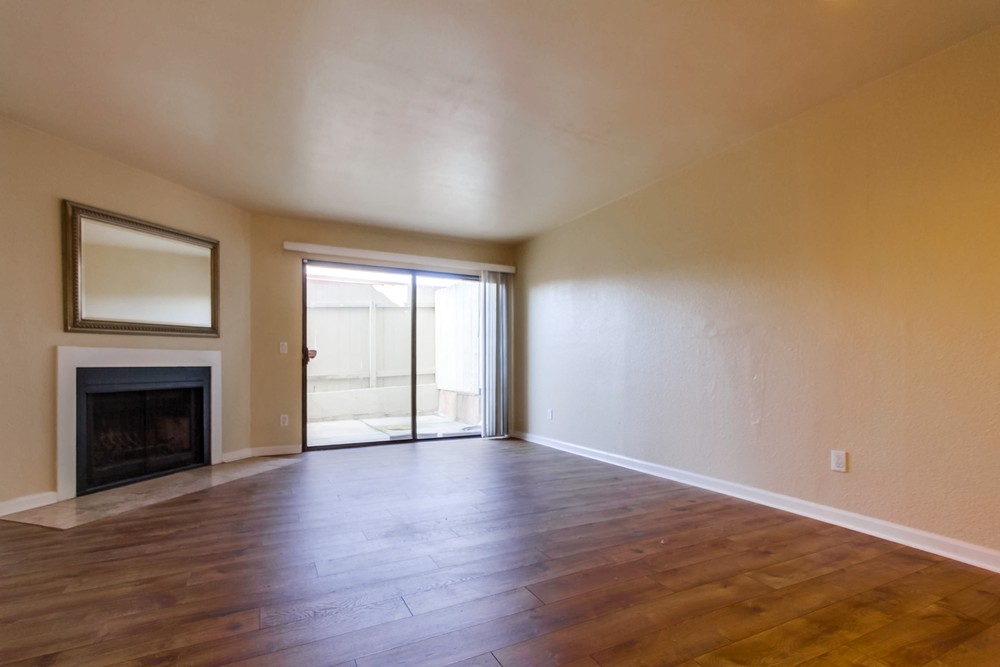Virtual tour photo 6 of 28 for 4459 Estrella Ave #2