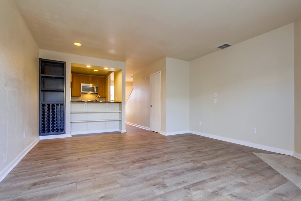 Virtual tour photo 9 of 28 for 4459 Estrella Ave #2
