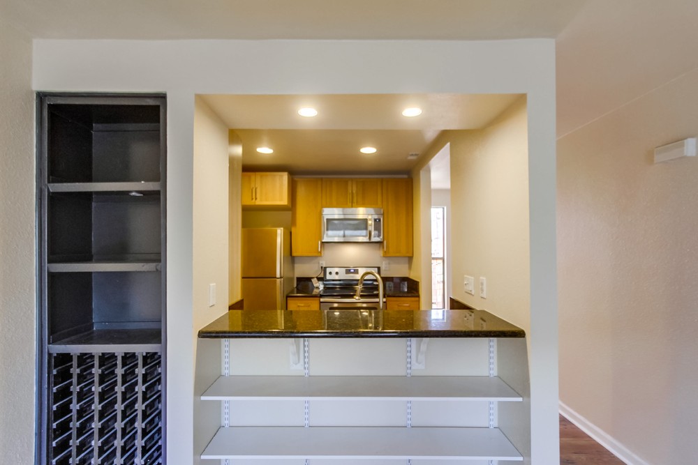 Virtual tour photo 10 of 28 for 4459 Estrella Ave #2