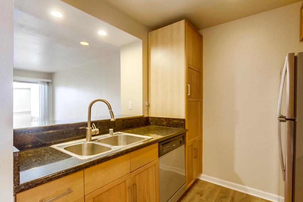 Virtual tour photo 12 of 28 for 4459 Estrella Ave #2