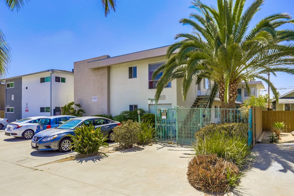Virtual tour photo 1 of 15 for 4460 Georgia St