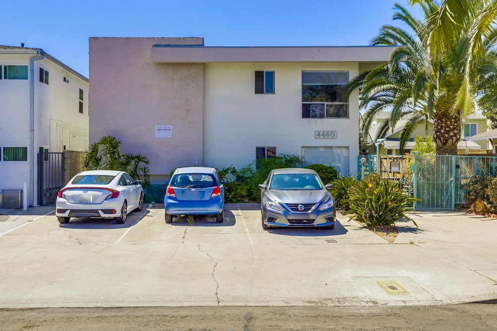 Virtual tour photo 3 of 15 for 4460 Georgia St