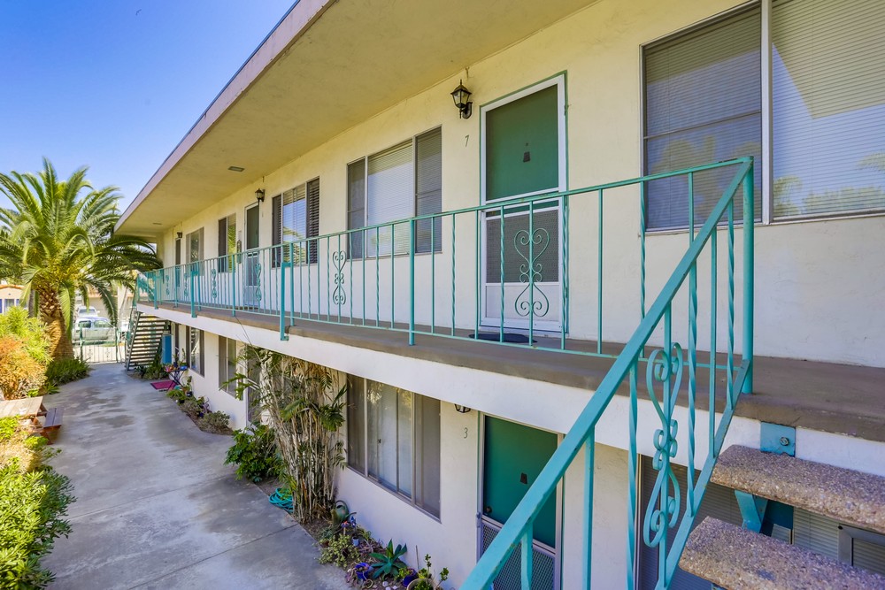 Virtual tour photo 7 of 15 for 4460 Georgia St