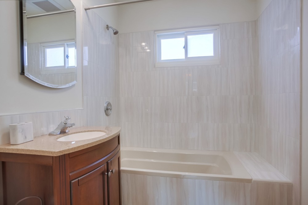 Virtual tour photo 18 of 34 for 4462 38th St