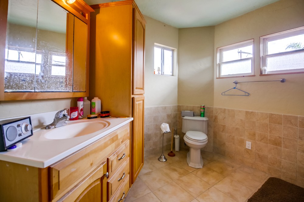 Virtual tour photo 38 of 45 for 4462 Arch St