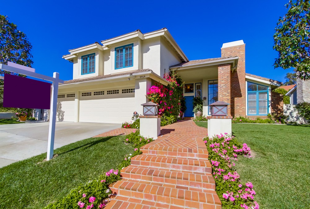 Virtual tour photo 1 of 37 for 4464 Sunset Bluffs Way