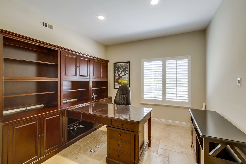 Virtual tour photo 13 of 37 for 4464 Sunset Bluffs Way