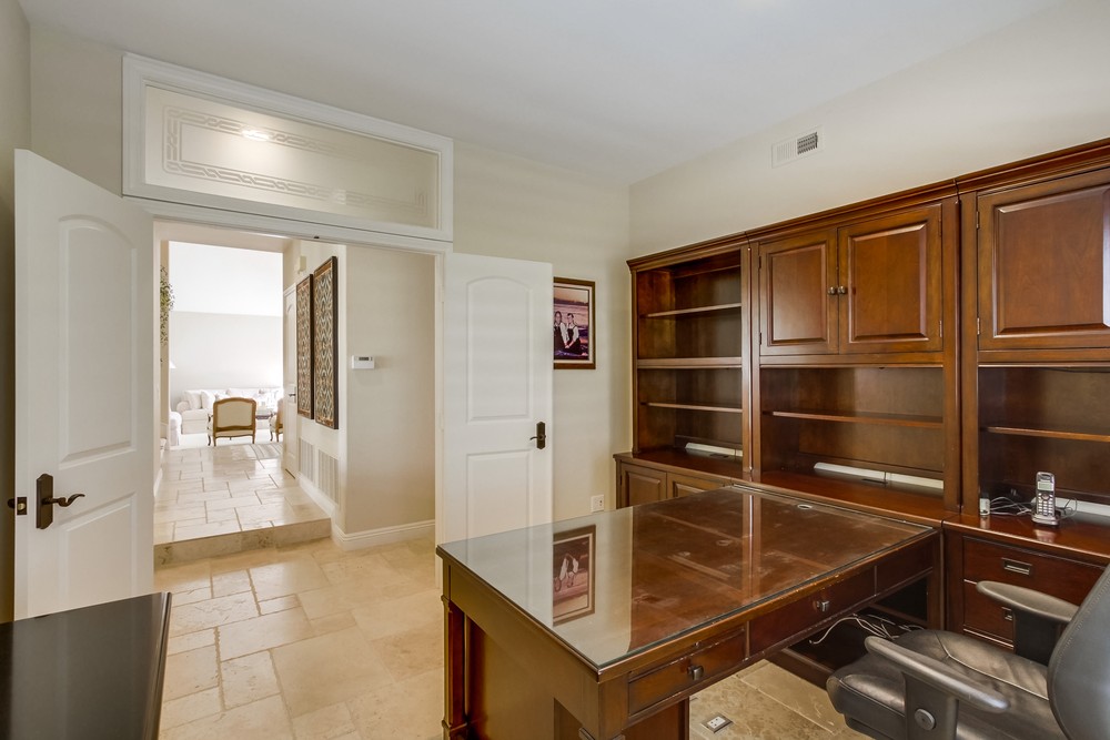 Virtual tour photo 14 of 37 for 4464 Sunset Bluffs Way