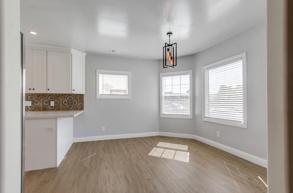 Virtual tour photo 11 of 61 for 4465 32nd St