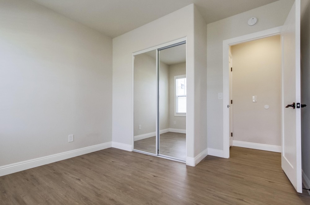 Virtual tour photo 27 of 61 for 4465 32nd St