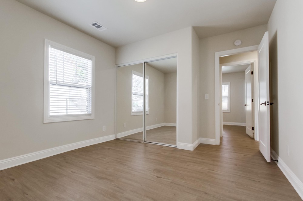Virtual tour photo 29 of 61 for 4465 32nd St