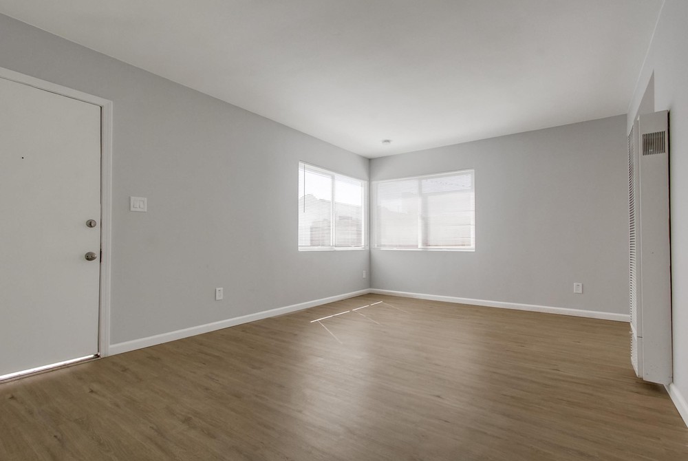 Virtual tour photo 42 of 61 for 4465 32nd St