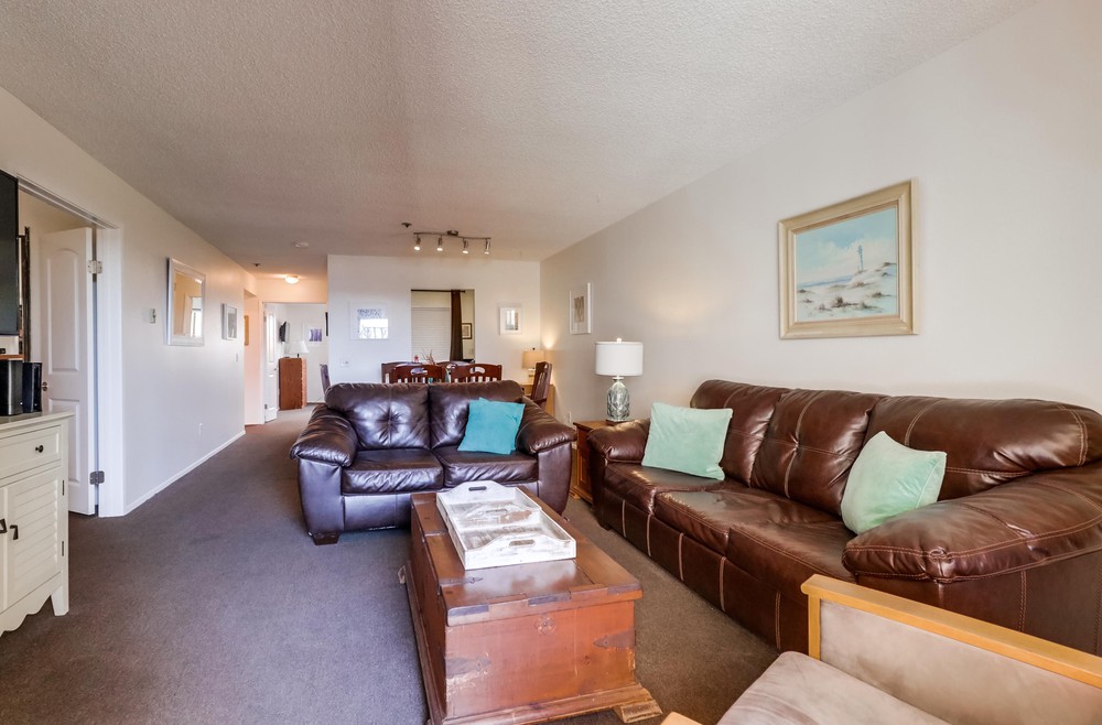 Virtual tour photo 11 of 58 for 4465 Ocean Blvd