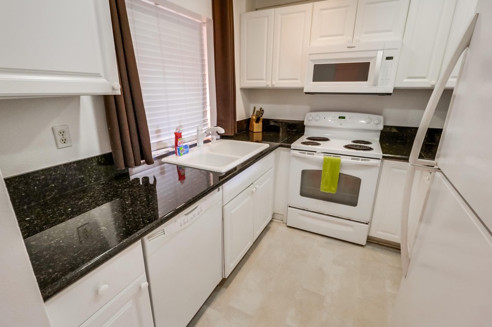 Virtual tour photo 18 of 58 for 4465 Ocean Blvd
