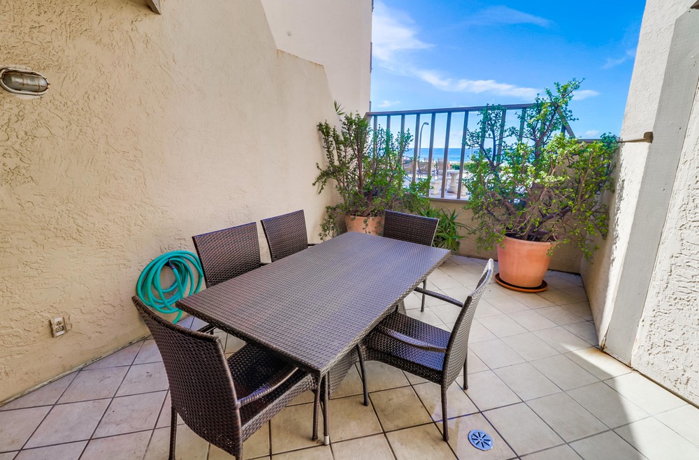 Virtual tour photo 23 of 58 for 4465 Ocean Blvd
