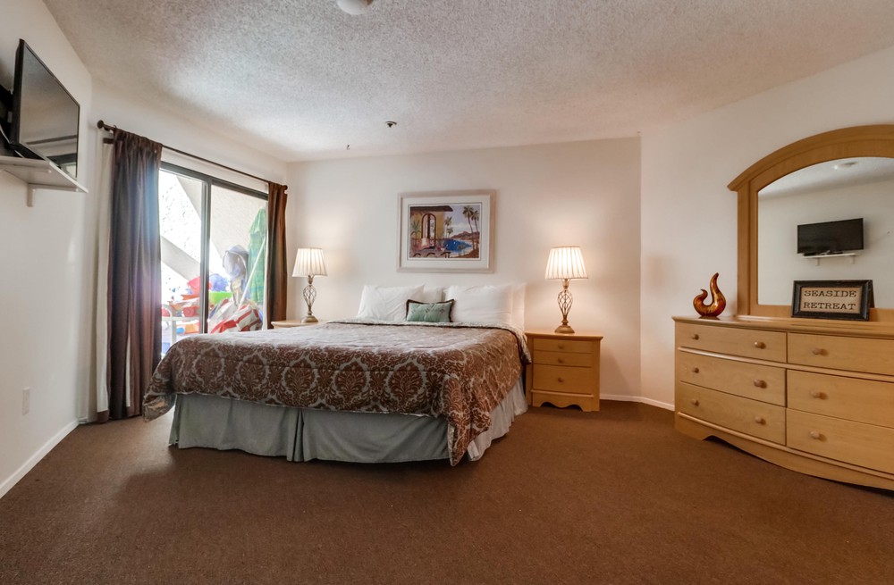 Virtual tour photo 29 of 58 for 4465 Ocean Blvd