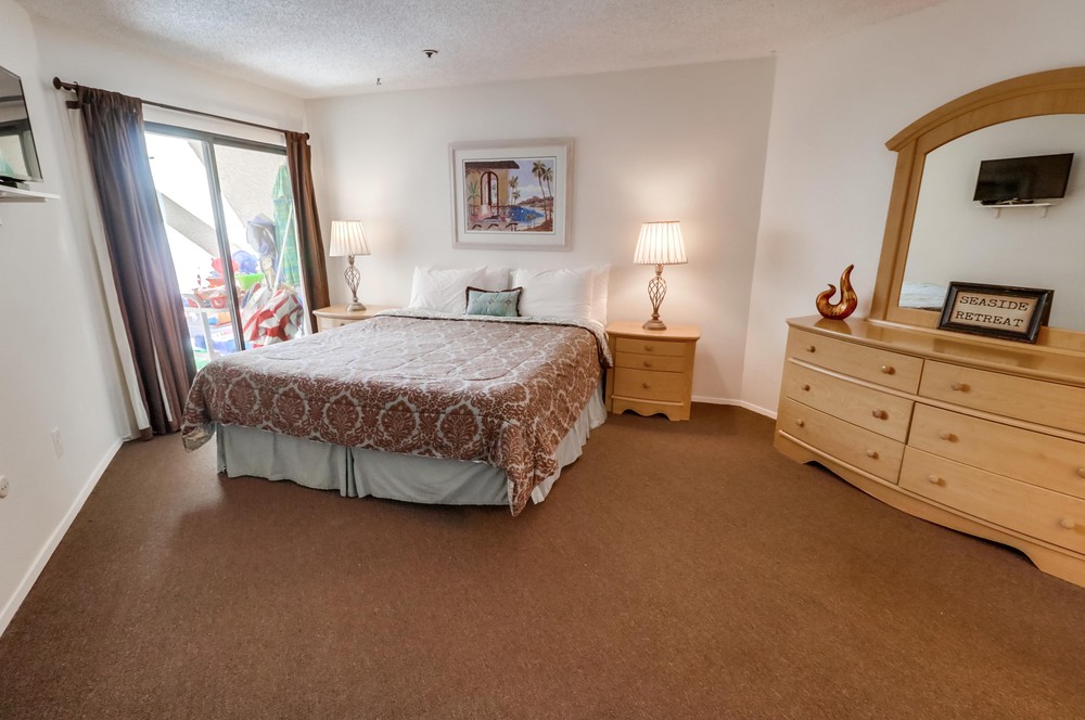 Virtual tour photo 31 of 58 for 4465 Ocean Blvd