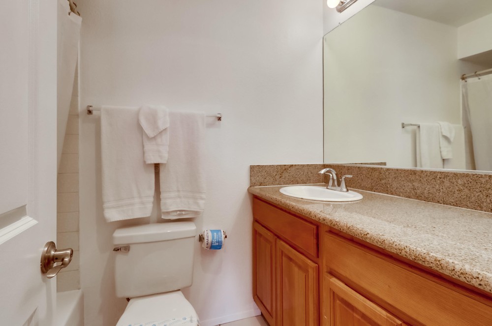 Virtual tour photo 39 of 58 for 4465 Ocean Blvd