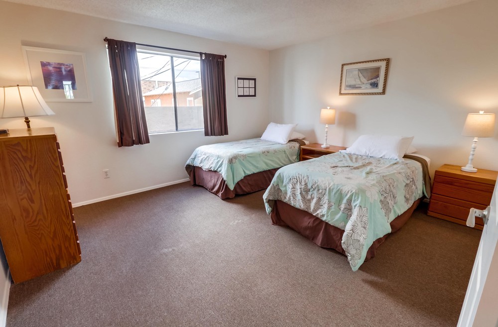 Virtual tour photo 41 of 58 for 4465 Ocean Blvd