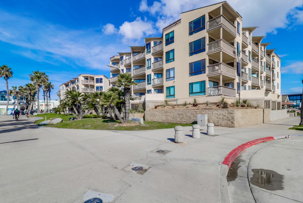Virtual tour photo 54 of 58 for 4465 Ocean Blvd